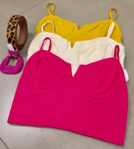 BLUSA CROPPED DET V BUSTO
