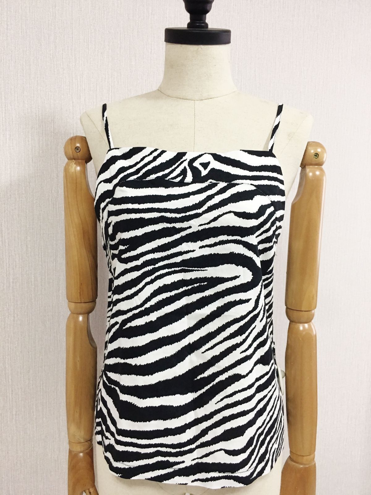 CONJUNTO CALCA E CROPPED ZEBRA